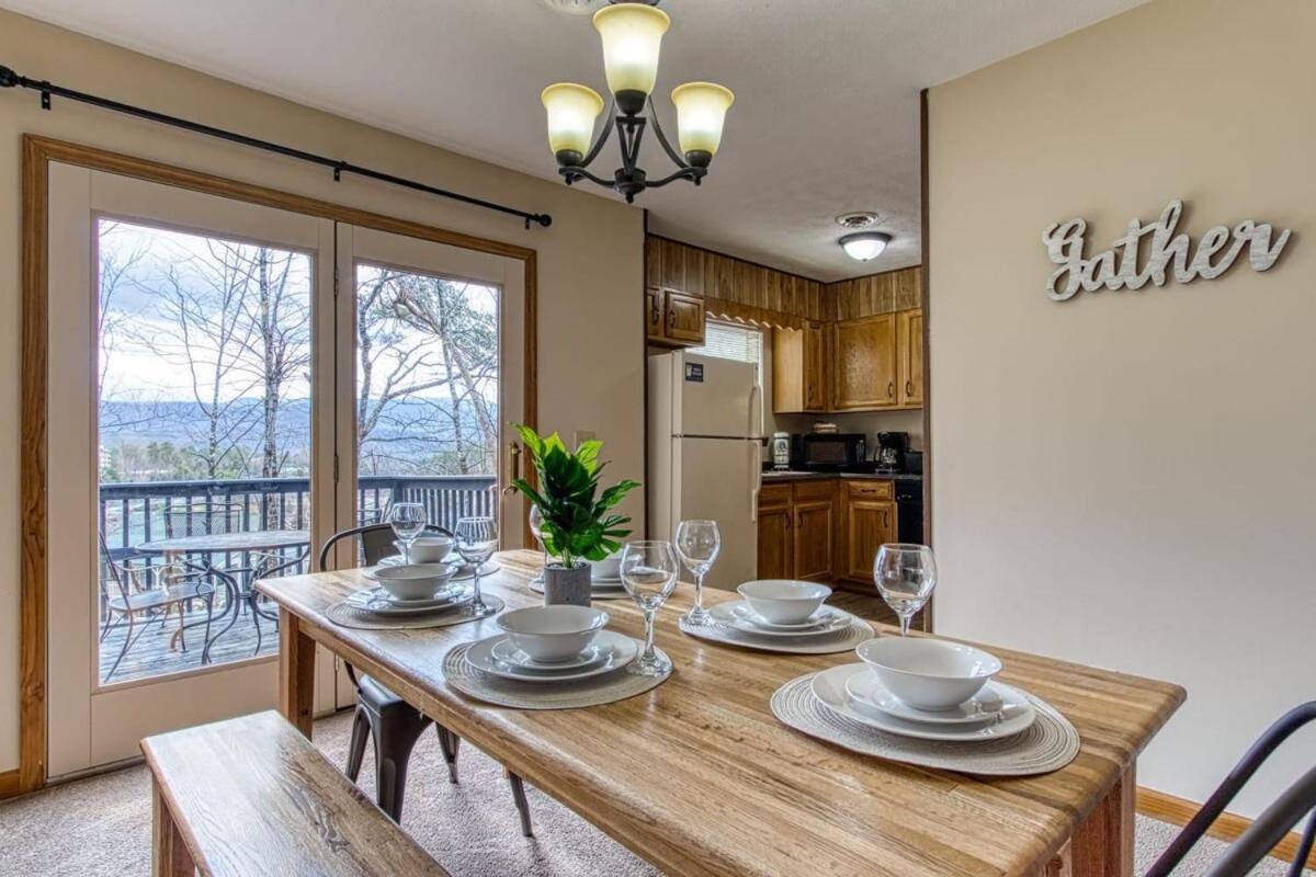 Pinecrest Townhomes-1King-2Queen Unit-Updated Pigeon Forge Kültér fotó