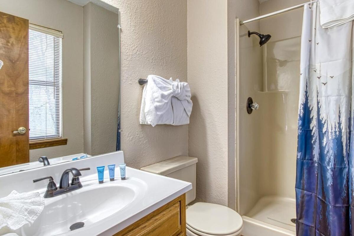 Pinecrest Townhomes-1King-2Queen Unit-Updated Pigeon Forge Kültér fotó