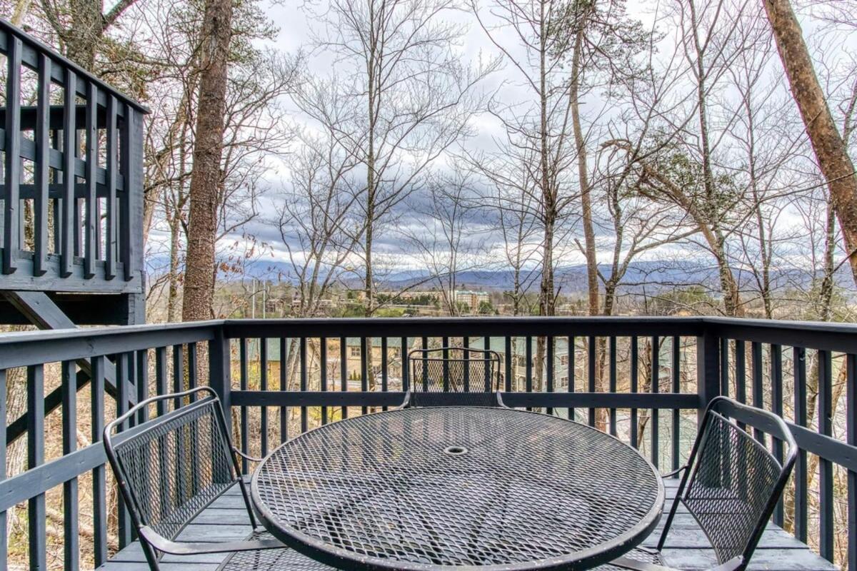 Pinecrest Townhomes-1King-2Queen Unit-Updated Pigeon Forge Kültér fotó